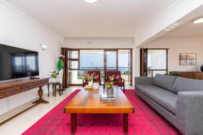 Stunning 3 Bedroom Beachfront Apartment with Parking